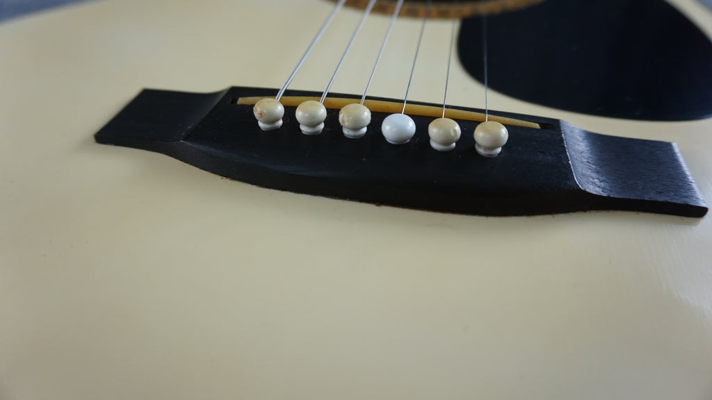 Hamox F150WH Japan Aged White Acoustic Guitar