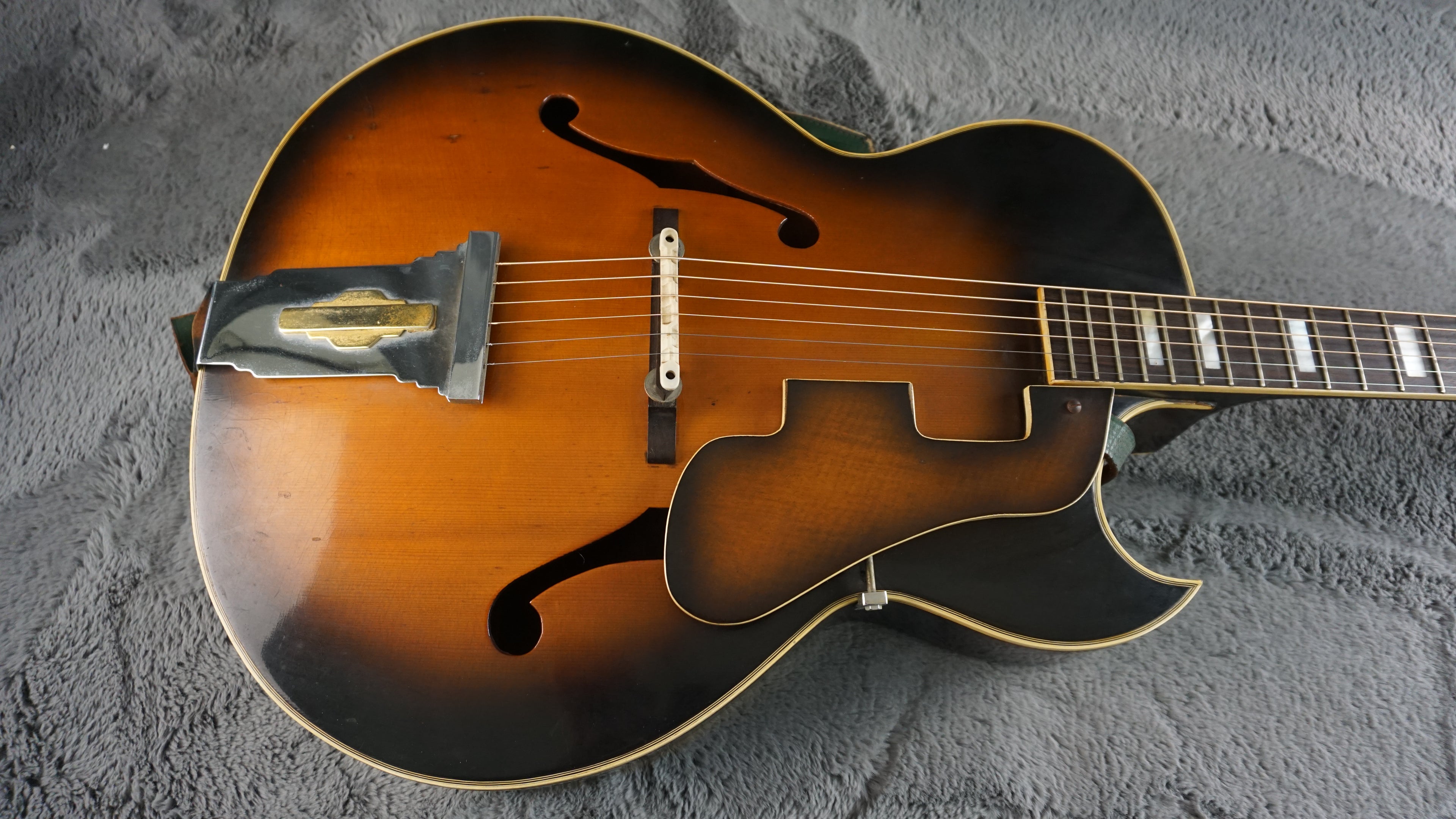 Nardan No. 180 Japan Archtop Tobacco Burst