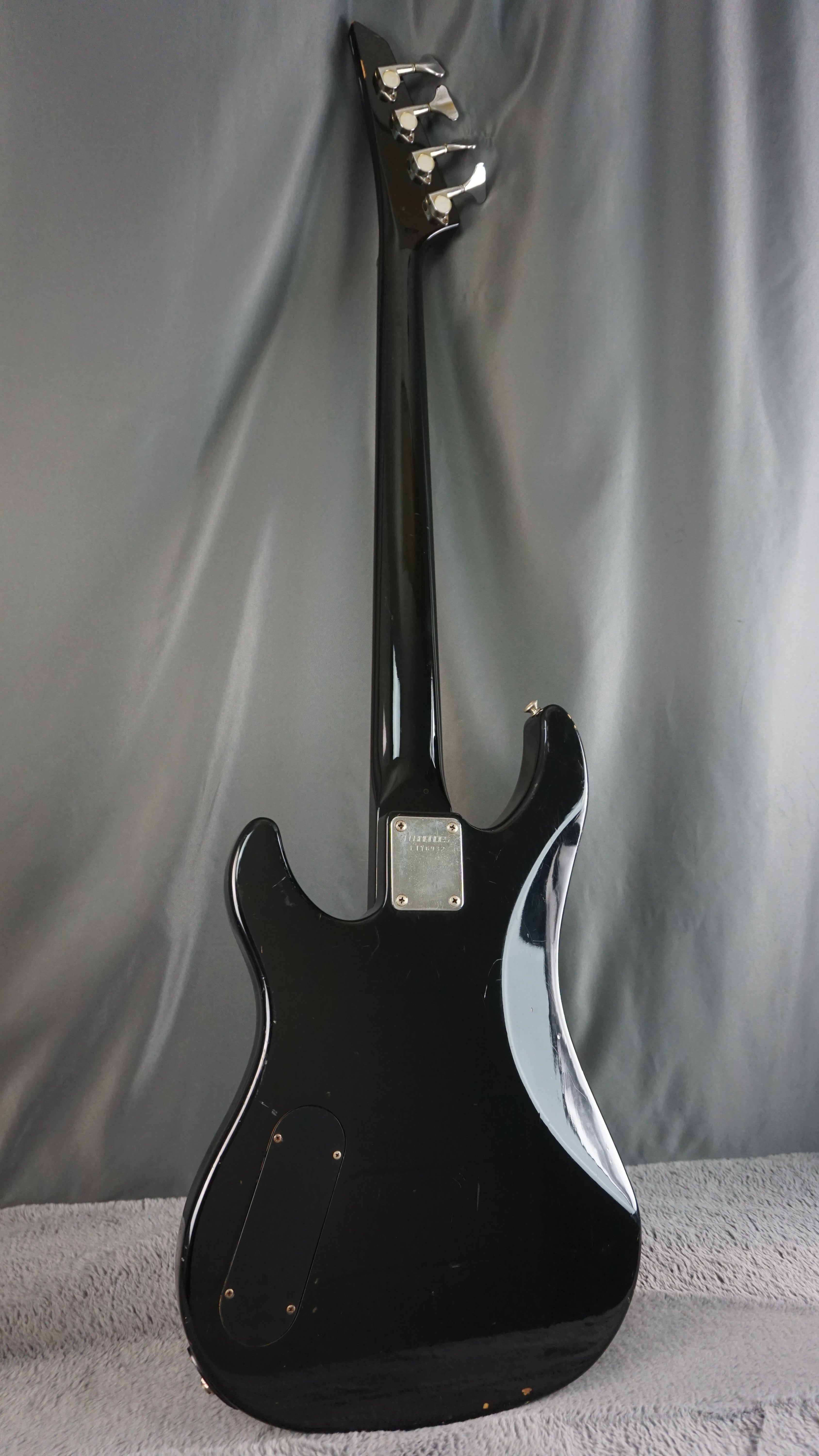Fernandes Limited Edition - Black Japan 4-String PJ Bass