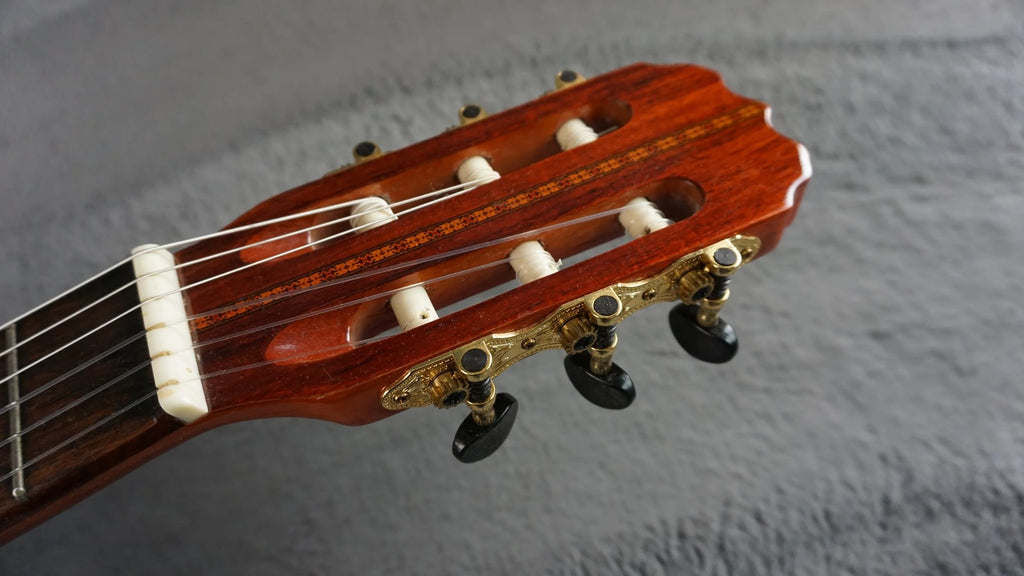 Tatsuno Zen-On Model 130 Japan Classical Guitar
