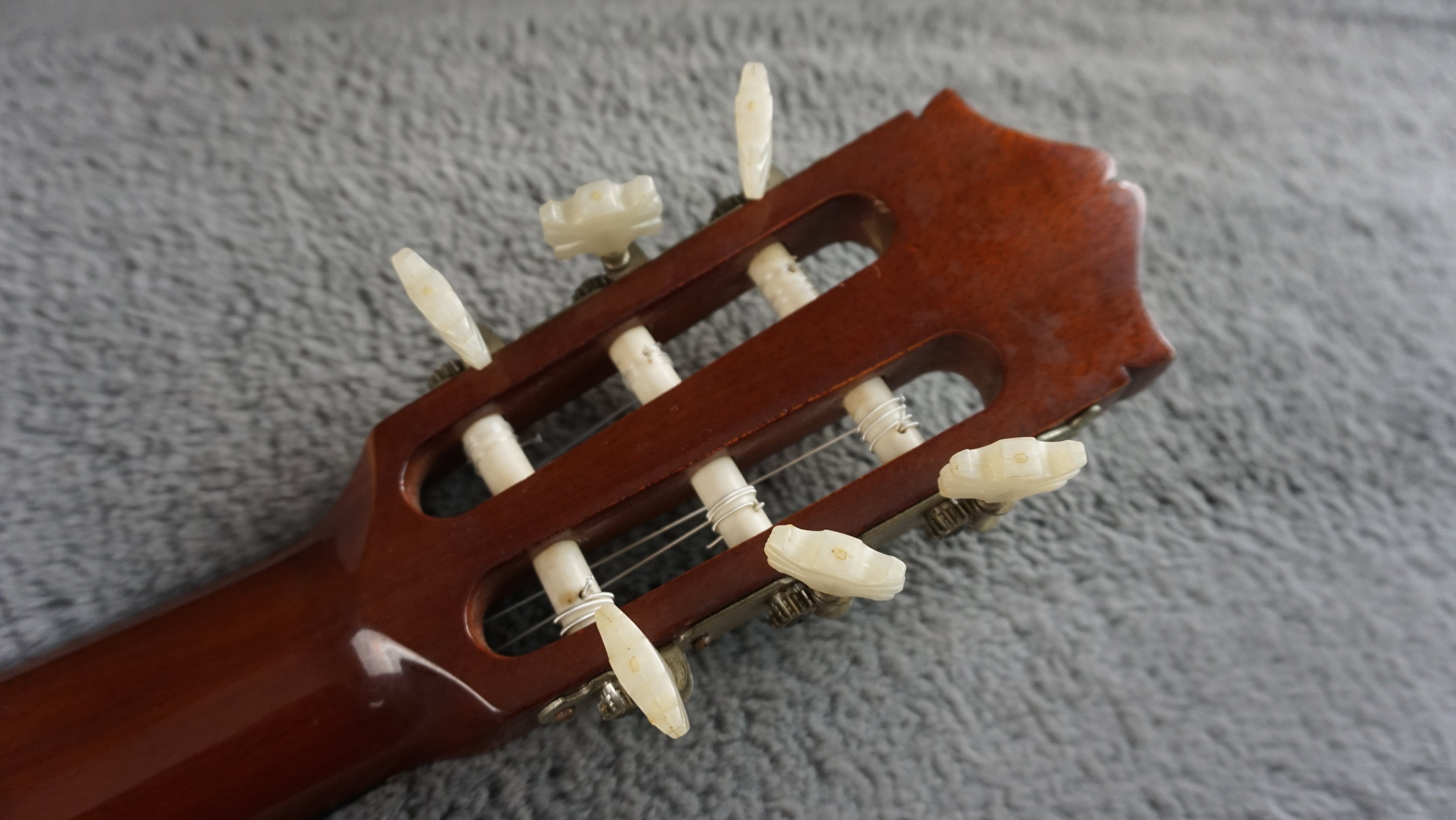 Morris M-18 1975 Japan Classical Guitar