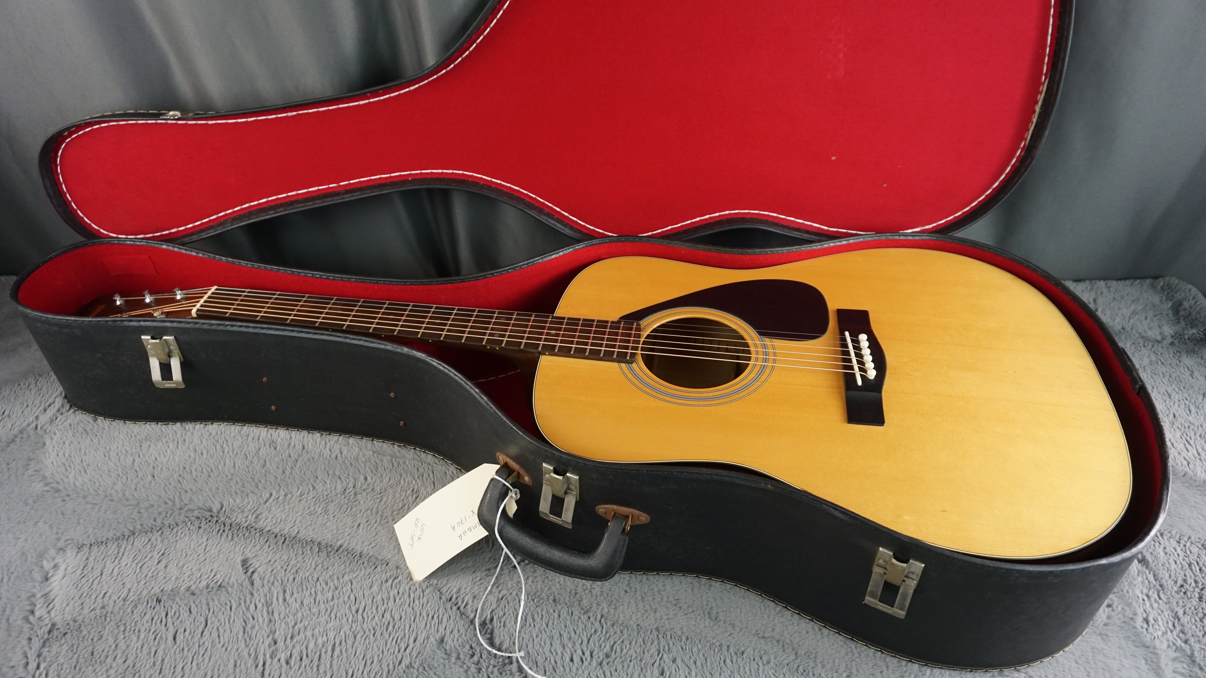 Yamaha FX-170A Japan Acoustic Guitar Chipboard Case