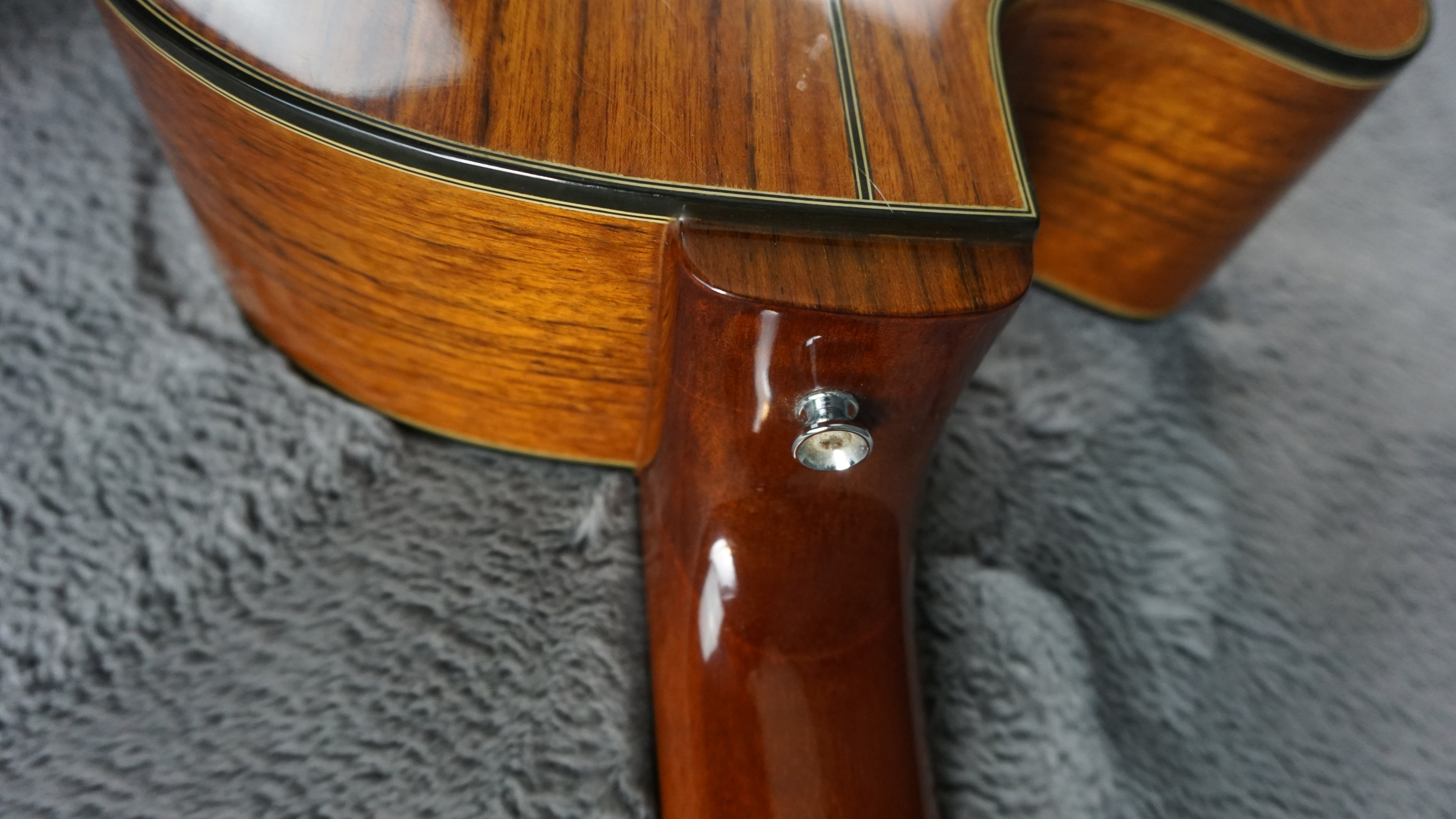 Vantage VC-20CE Classical Guitar w/ Hard Case