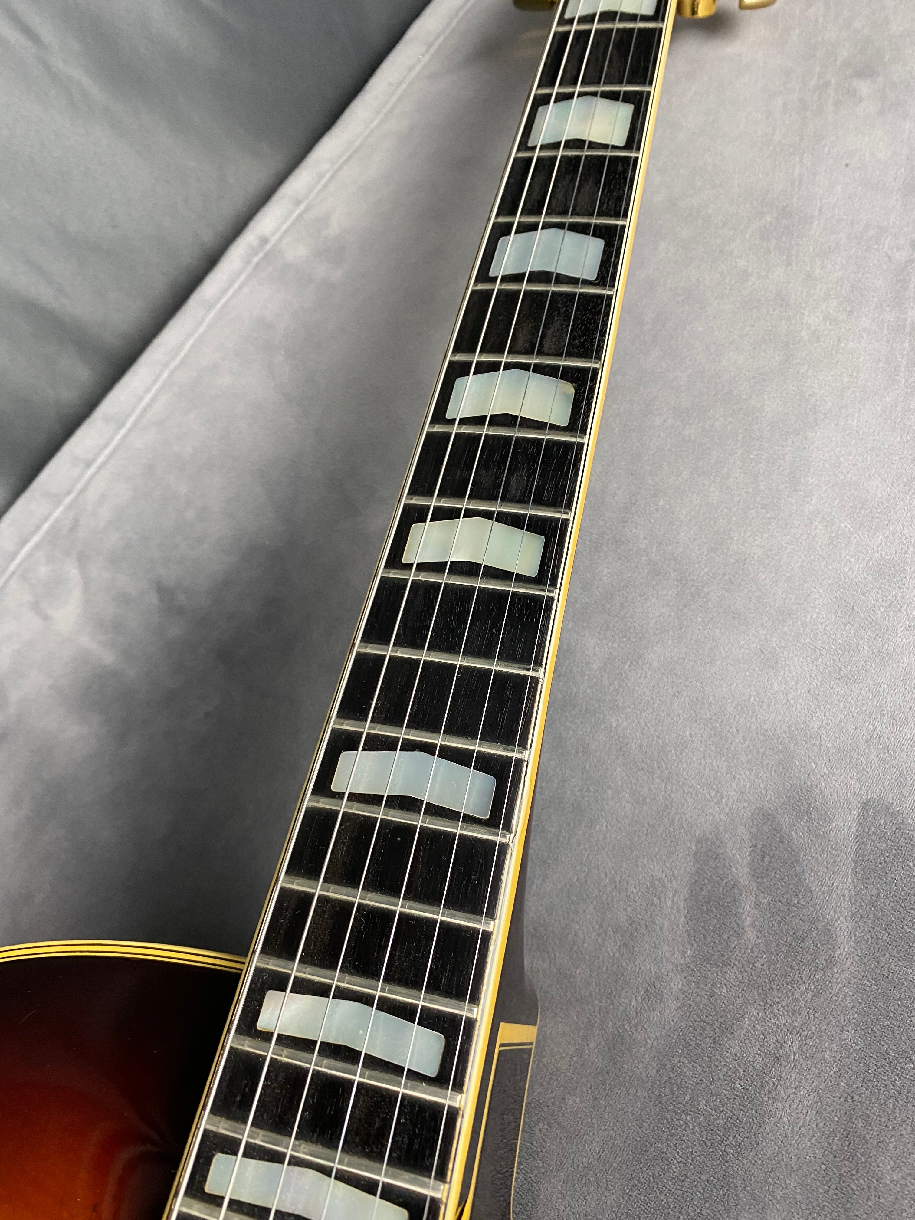 Yamaha AE-18 Archtop Hollowbody Rare! 1974