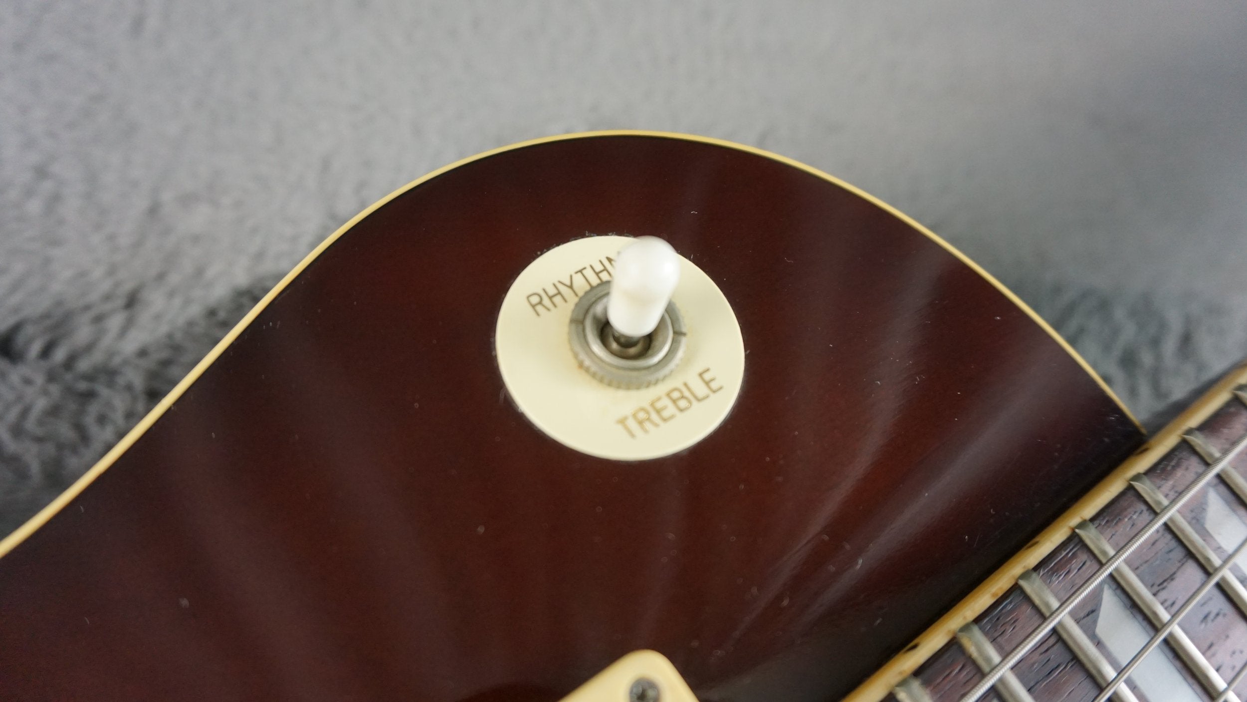 Yamaha SL380 - Studio Lord - Tobacco Burst - Japan