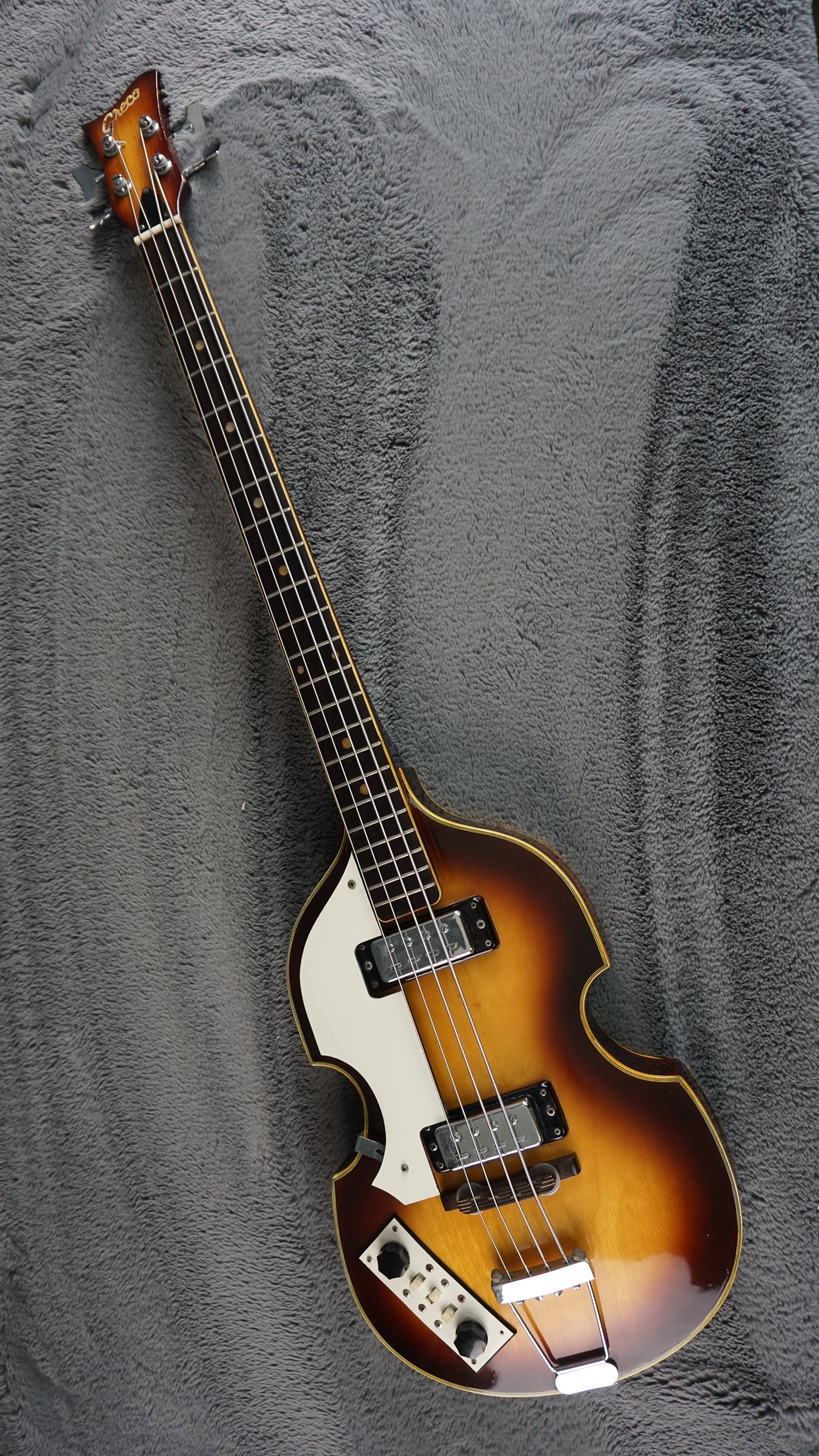 Greco Violin Bass Vintage - Sunburst Semi-Hollow Lefty